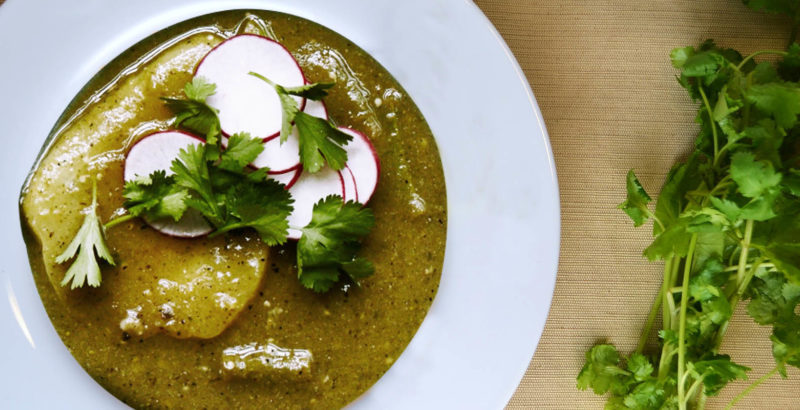 PESCADO CON MOLE VERDE ROGELIO BUENO