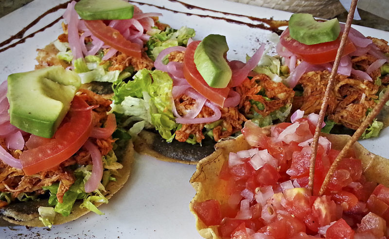 CHICKEN MAIZADA CORN TOSTADA