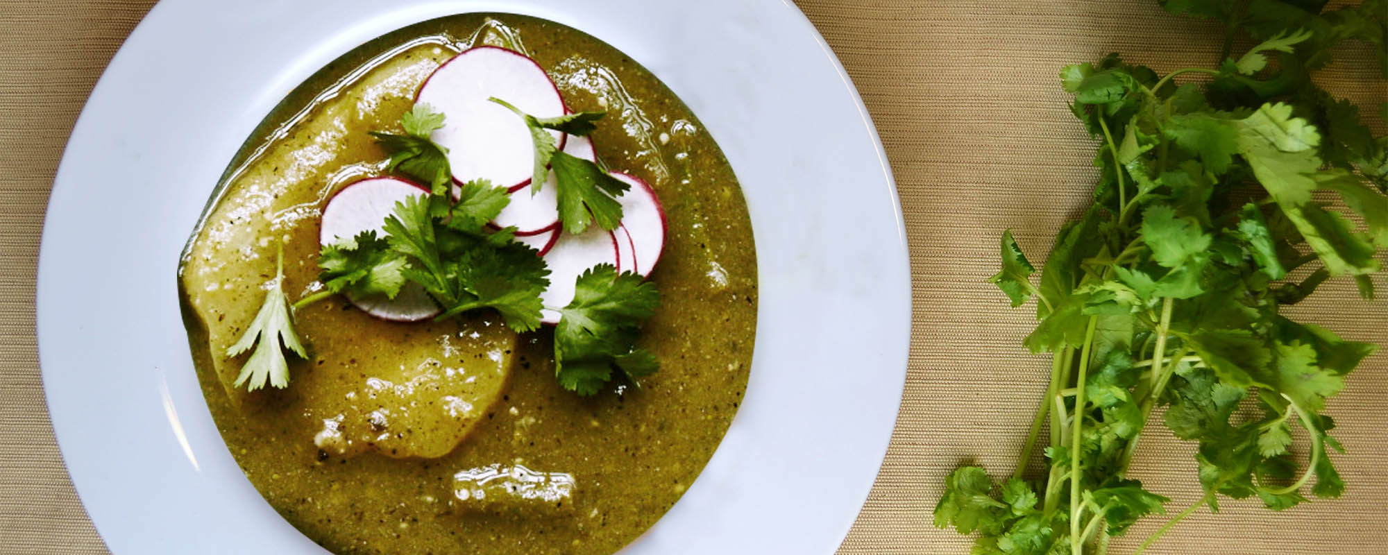 FISH IN ROGELIO BUENO MOLE VERDE